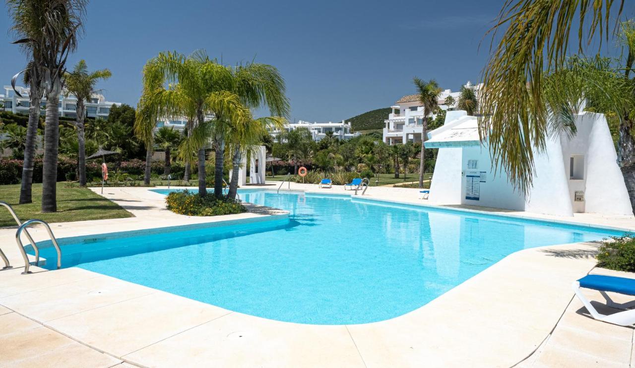 Alcazaba Lagoon 2425 Luxury Private Beach Estepona Exterior foto