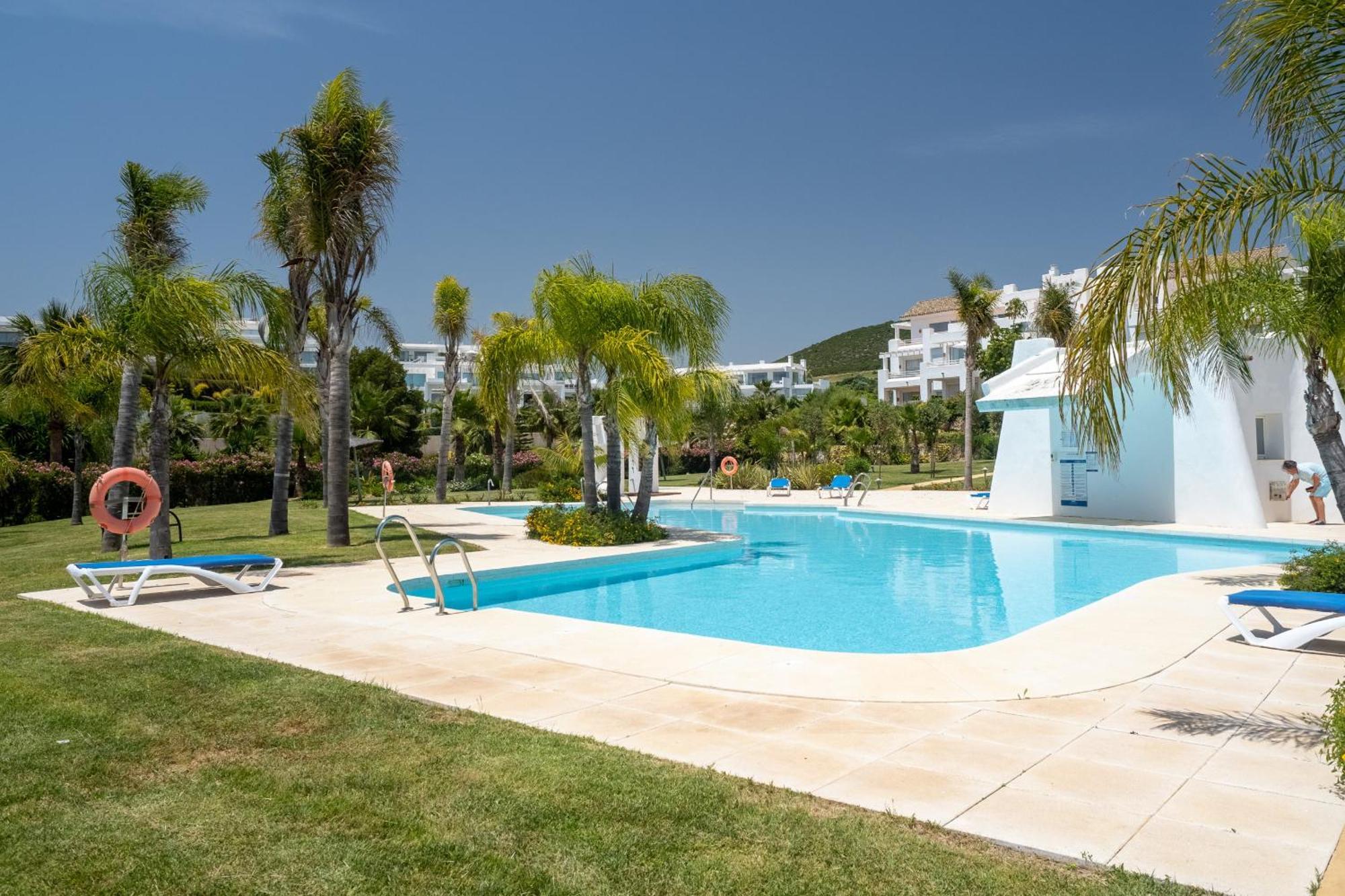 Alcazaba Lagoon 2425 Luxury Private Beach Estepona Exterior foto